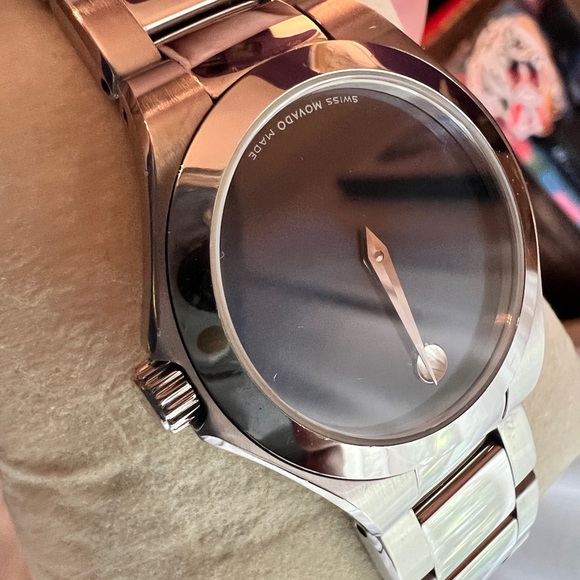 Movado Defio Blue Dial Ladies Watch - Picture 7 of 13